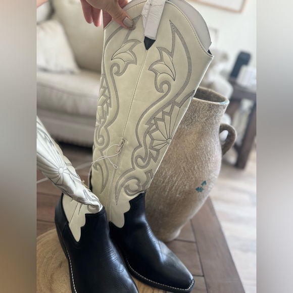 NWOT Women's Kenzi Tall Western Dress Boots with Memory Foam Wild Fable - Picture 3 of 10